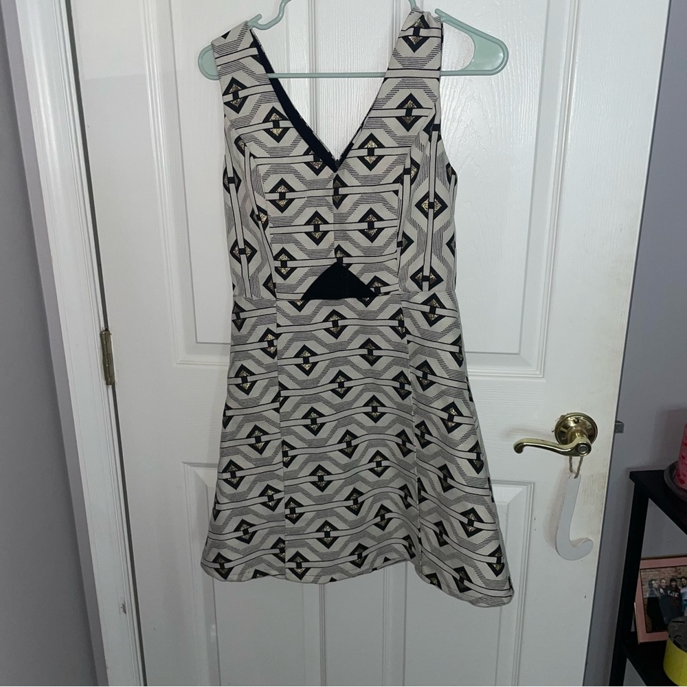 Medium Dress